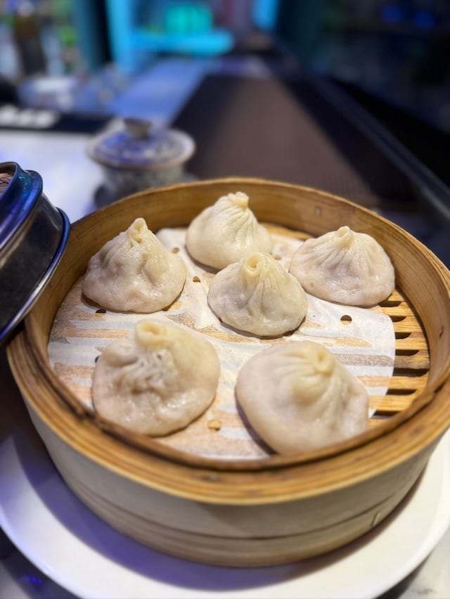 Pork Soup Dumpling (6) 猪肉小笼包（6）.