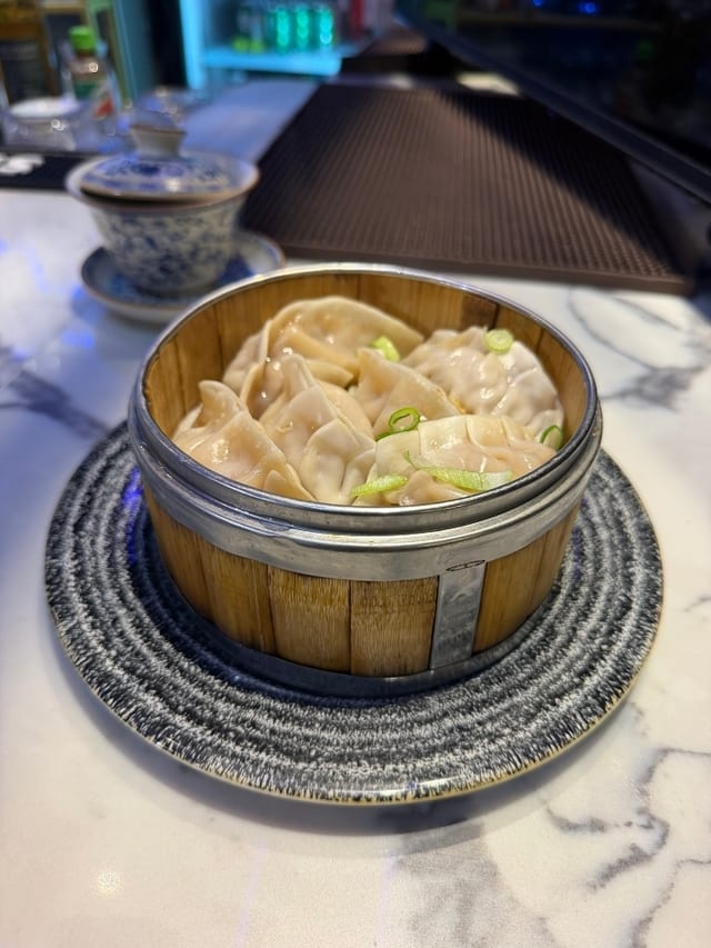 Pork Dumplings 猪肉蒸饺 (6pc).